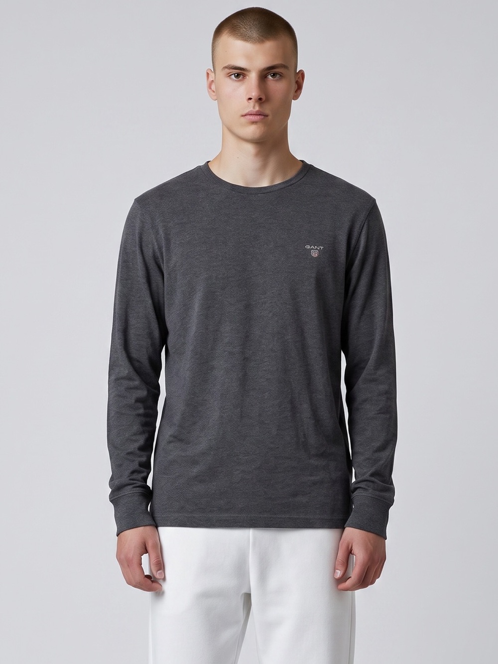 Gant Dark Grey Pique Crewneck Longsleeve Tshirt. Logo embroidered. 100% cotton.
